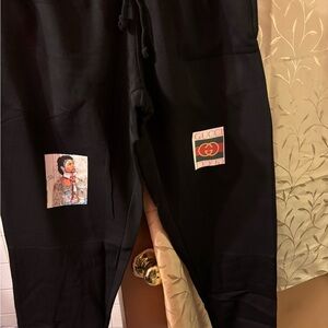 Very nice sweat pants